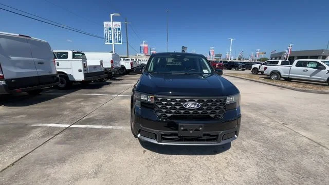 New 2026 Shadow Black Ford XLT image 3