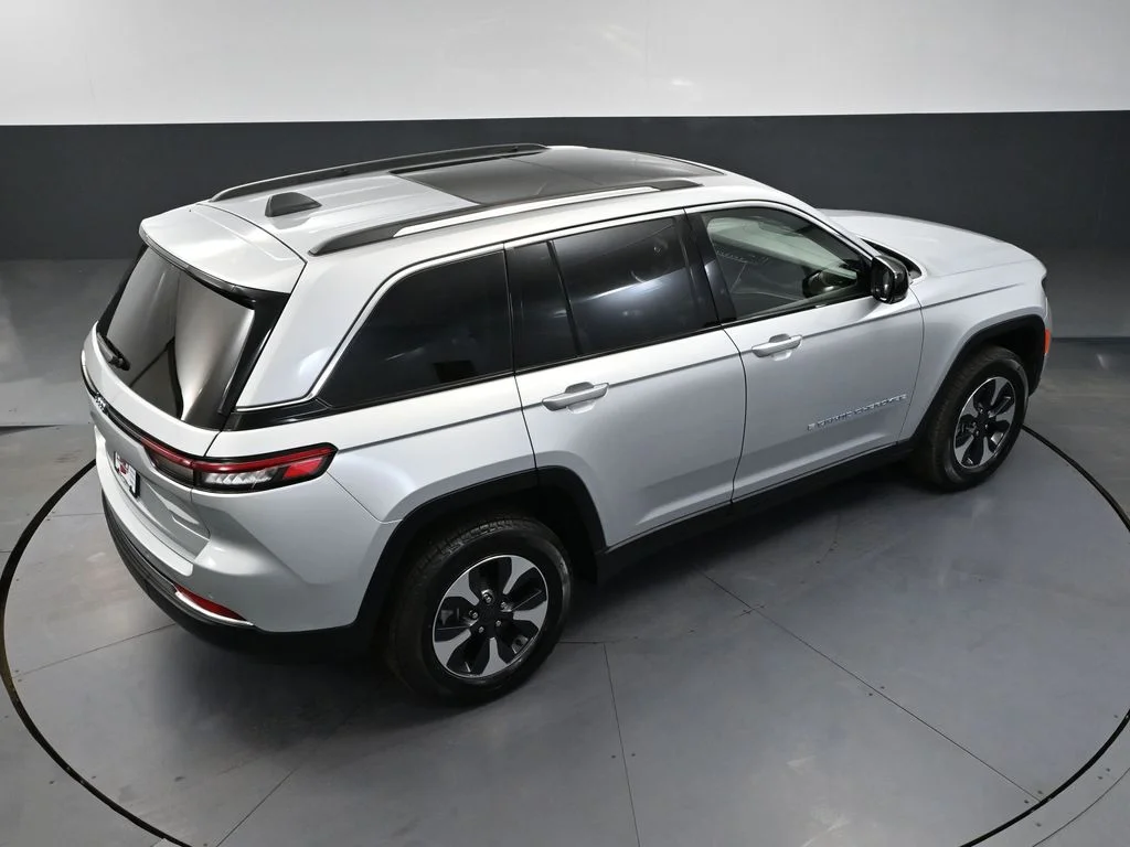 Certified Used 2022 Silver Jeep 4xe image 54