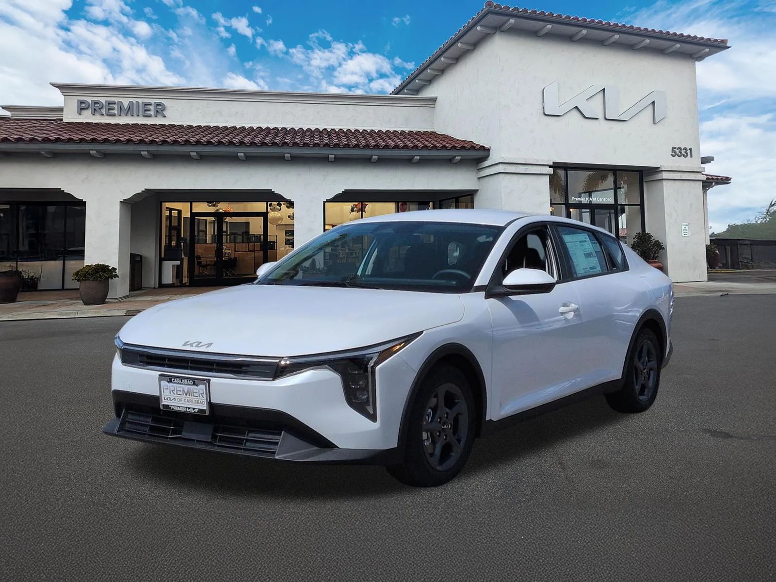 New 2026 Snow White Pearl Kia LXS image 4