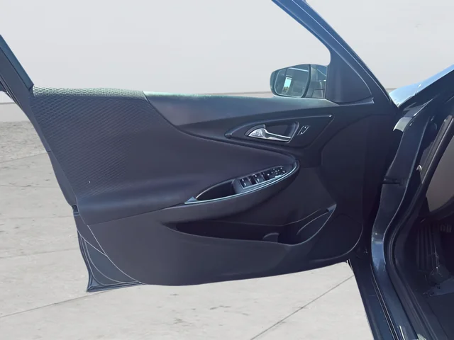 Used 2020 Gray Chevrolet LT image 20
