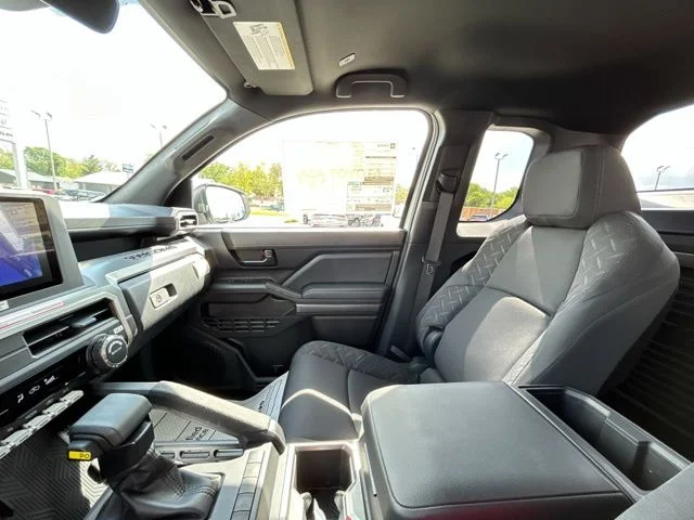 New 2026 Ice Cap Toyota SR5 image 34