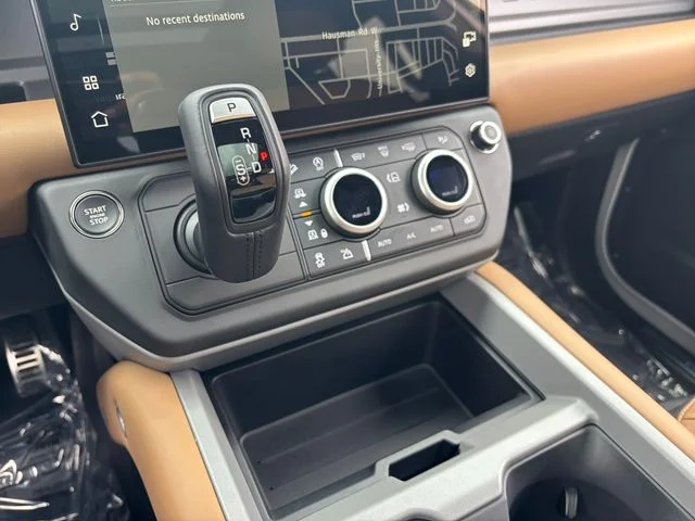 2026 Land Rover Defender V8 - Photo 24