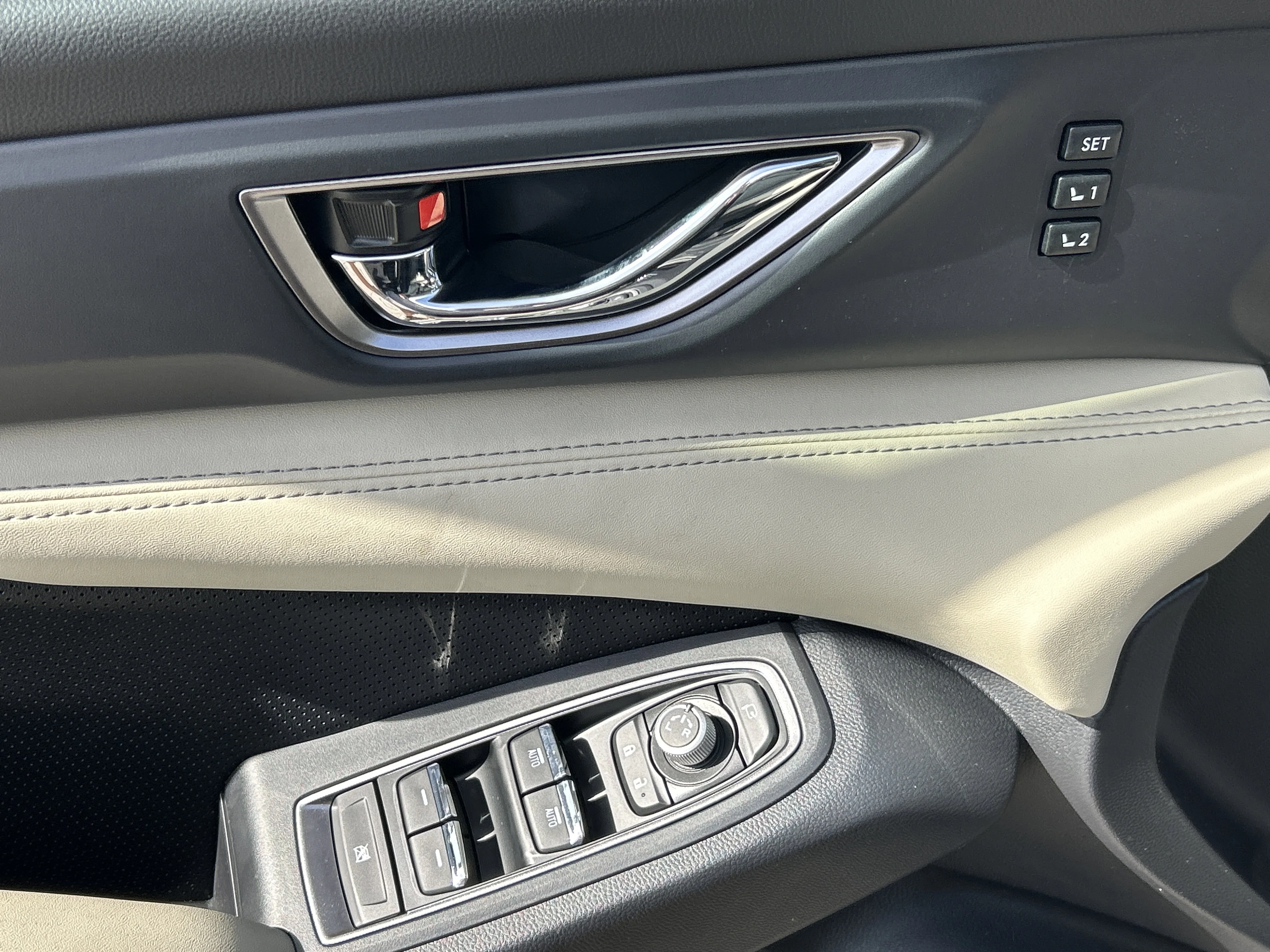 2026 Subaru Ascent Limited - Photo 19