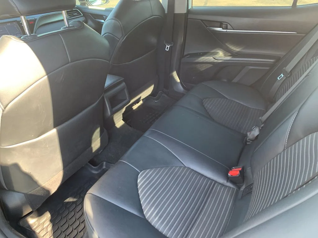 Used 2020 White Toyota SE Nightshade image 14