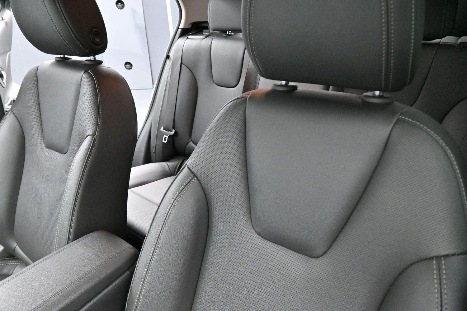Used 2024 Summit White Buick Sport Touring image 14