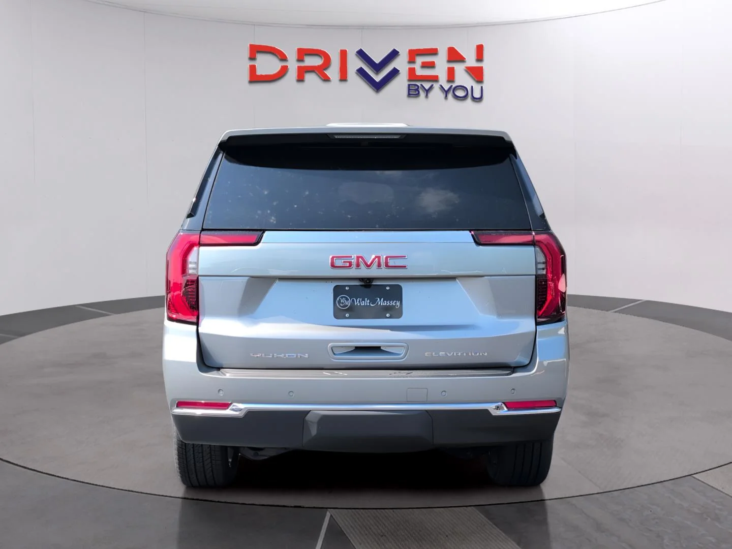 New 2026 Sterling Metallic GMC Elevation image 4