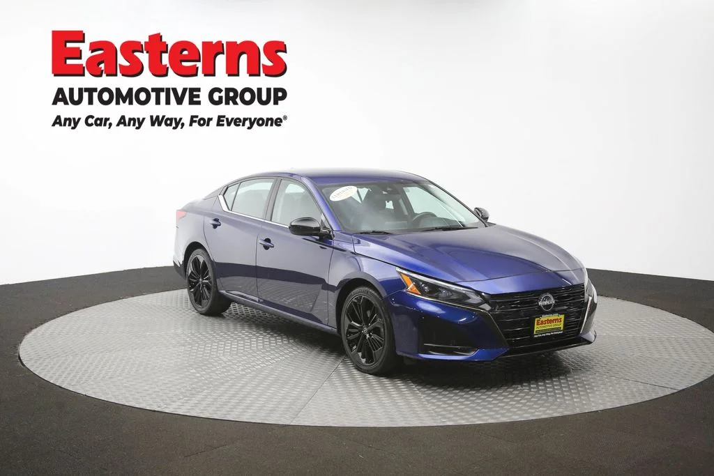 Used 2023 Blue Nissan 2.5 SR image 48