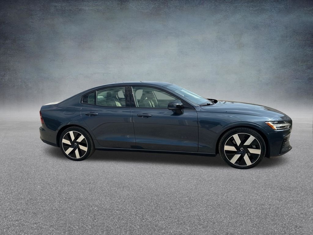 Used 2024 Blue Volvo T8 Plus Dark Theme image 4