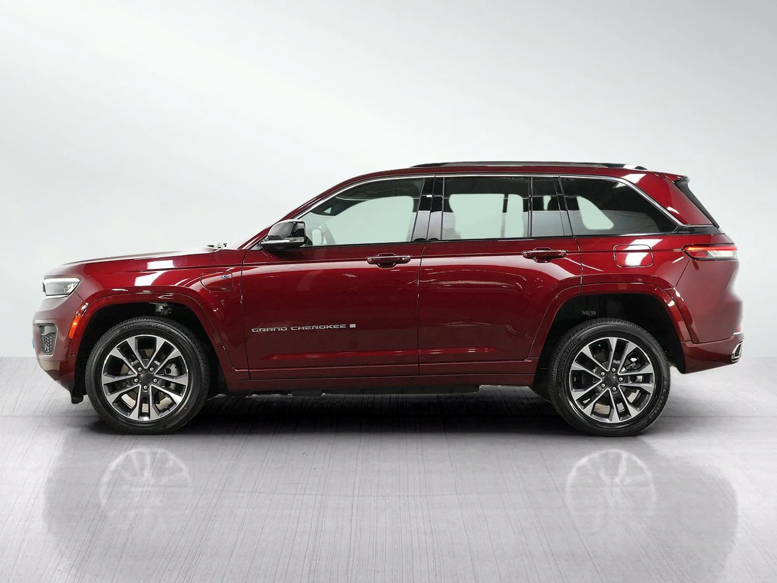 Used 2023 Jeep Grand Cherokee Overland 4xe with VIN 1C4RJYD65PC670752 for sale in Hopkins, Minnesota