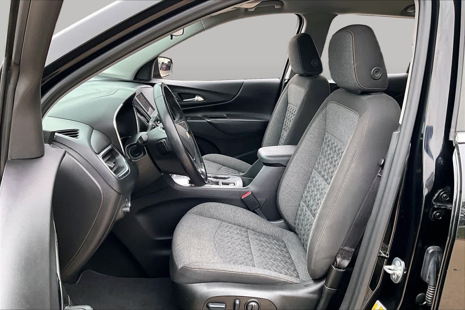 Used 2023 Mosaic Black Metallic Chevrolet LT image 8
