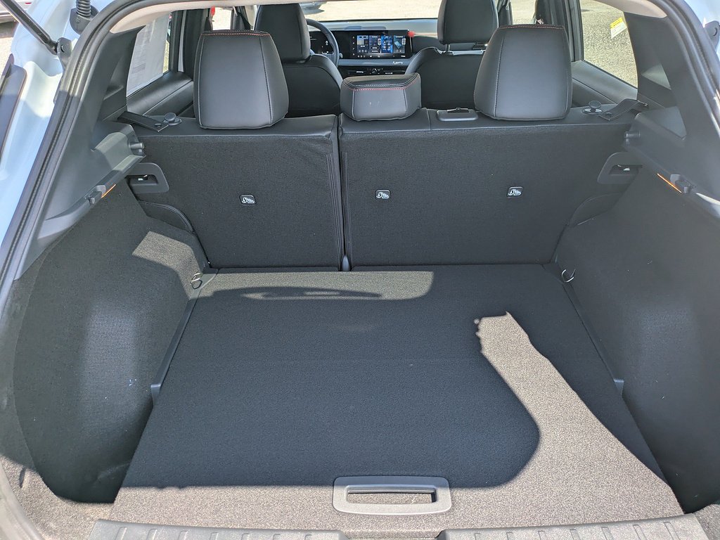 2026 Nissan KICKS SR - Photo 12