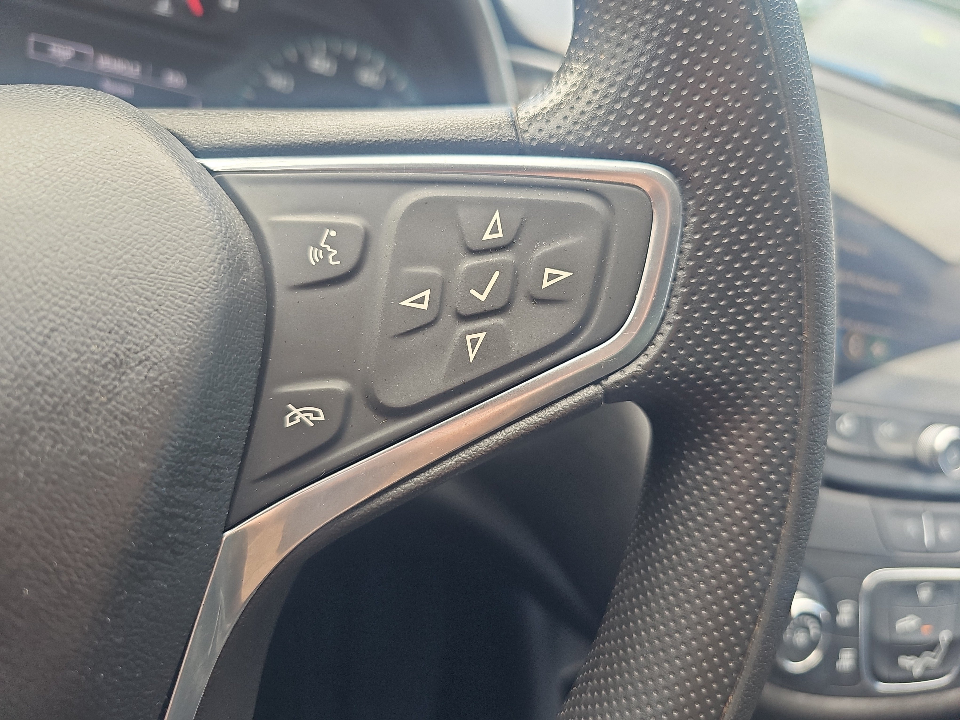 Used 2023 Sterling Gray Metallic Chevrolet LS image 18