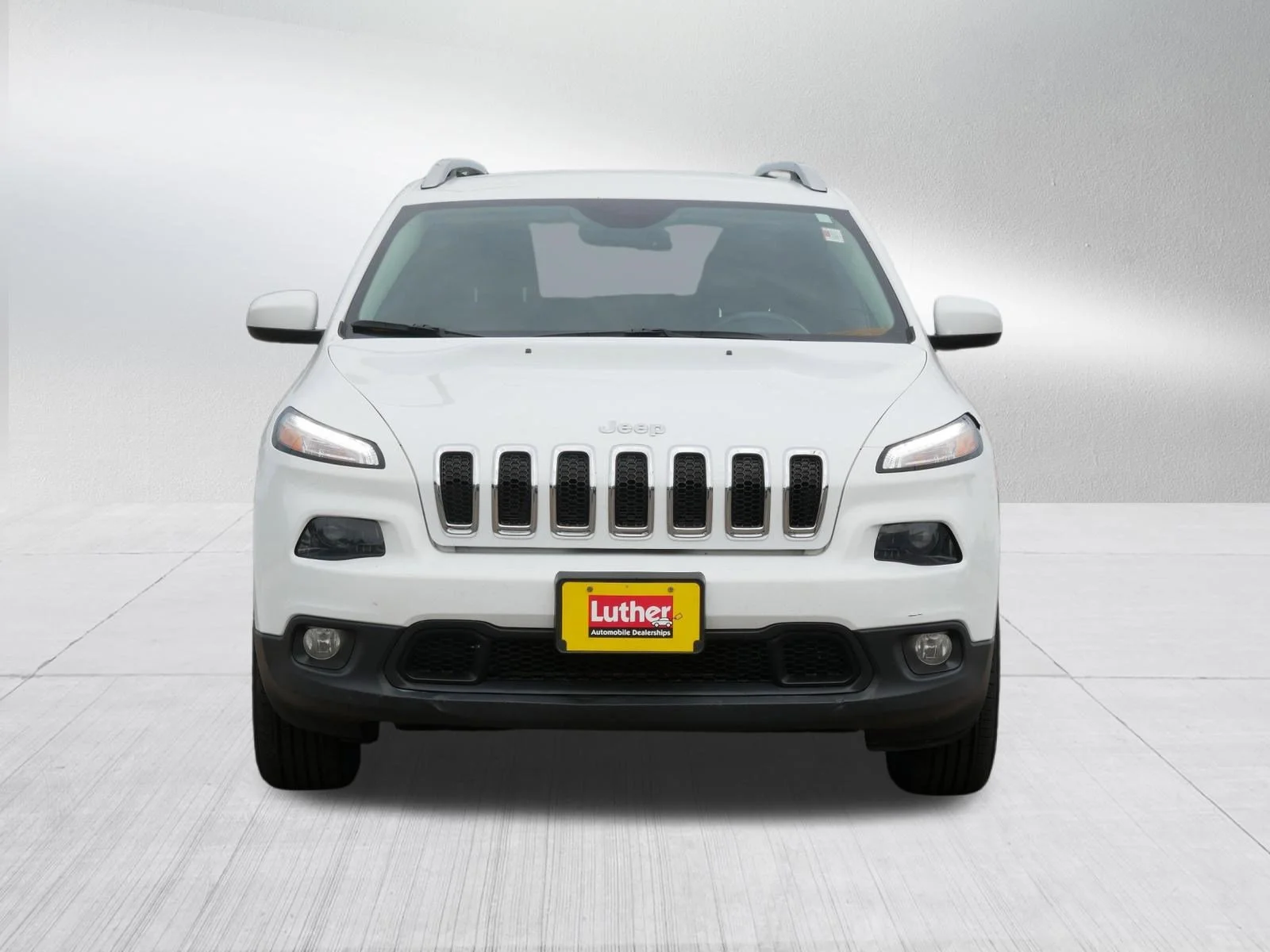 Used 2016 Jeep Cherokee Latitude with VIN 1C4PJMCS6GW175232 for sale in Hudson, WI