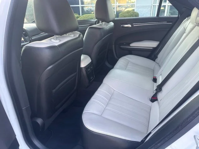 Used 2018 White Chrysler S image 19