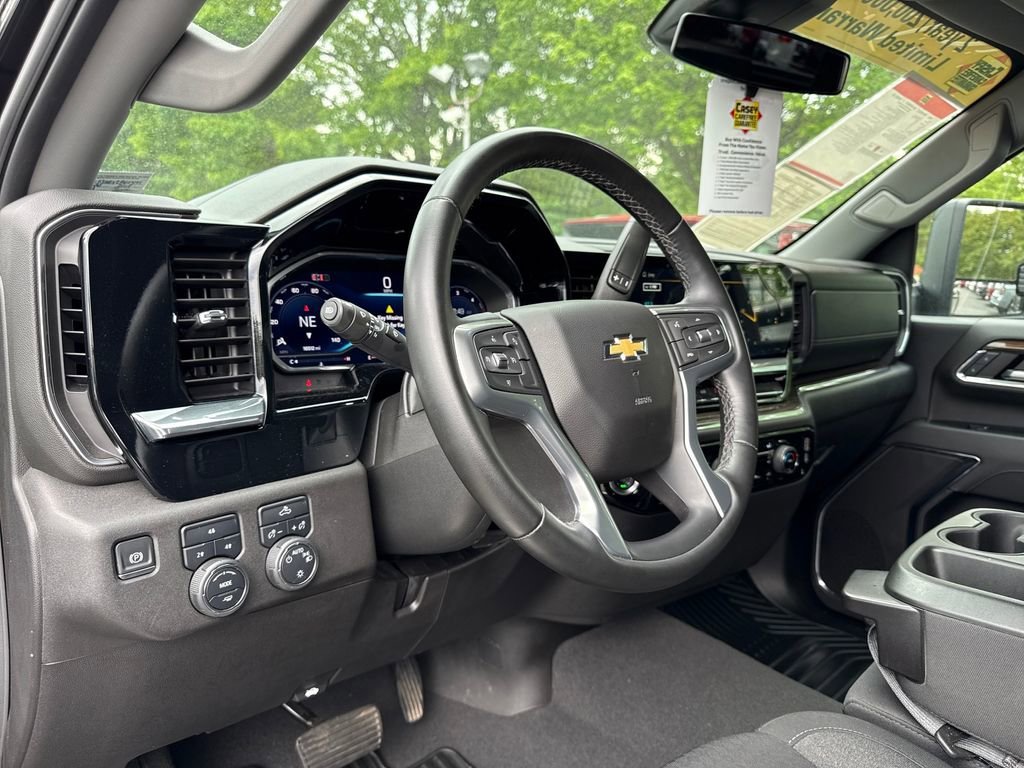 2024 Chevrolet Silverado 2500HD LT - Photo 13