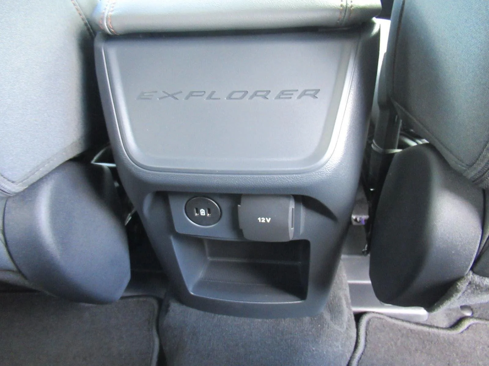 New 2026 Space White Metallic Ford Active 100A image 27