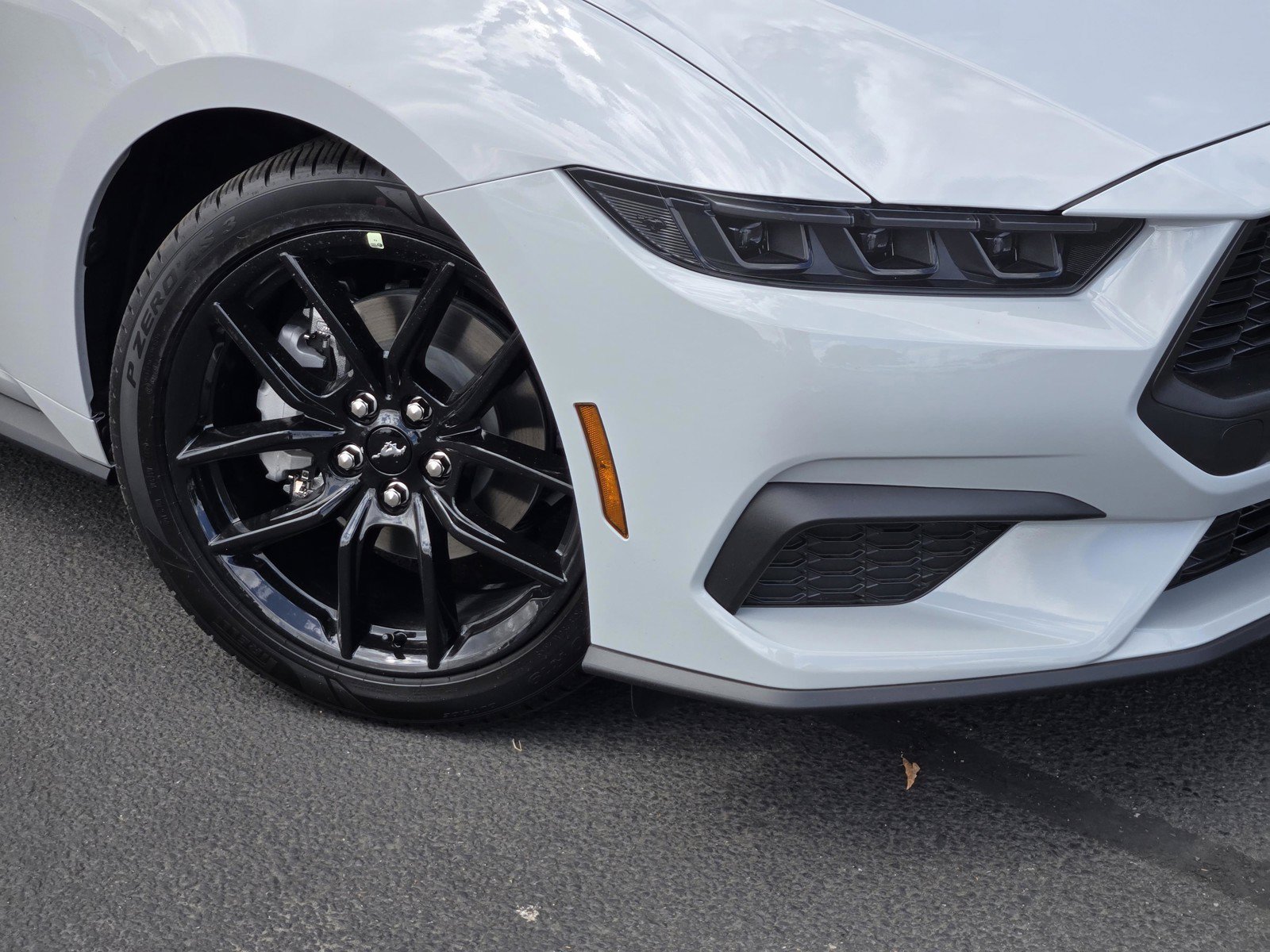 New 2026 Avalanche Gray Ford EcoBoost® Premium Fastback image 6
