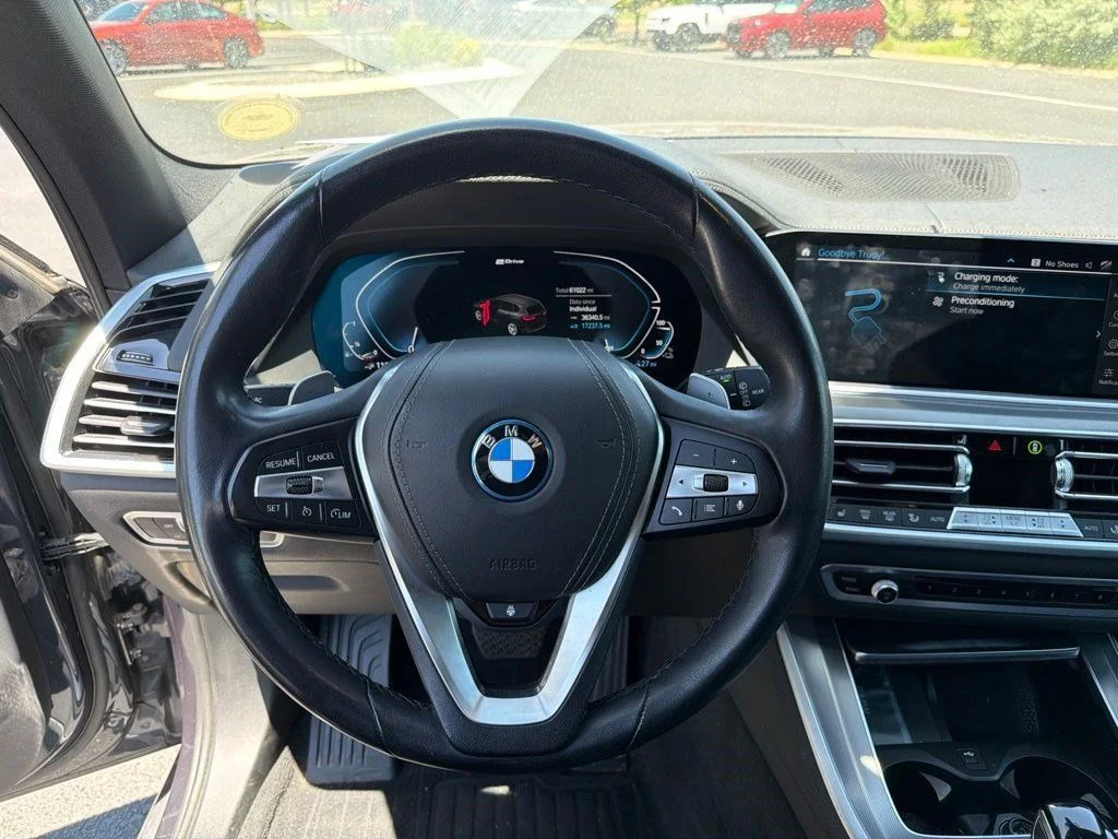 Used 2022 Gray BMW xDrive45e image 13