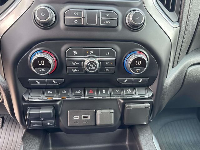 Used 2021 Iridescent Pearl Tricoat Chevrolet LT Trail Boss image 31