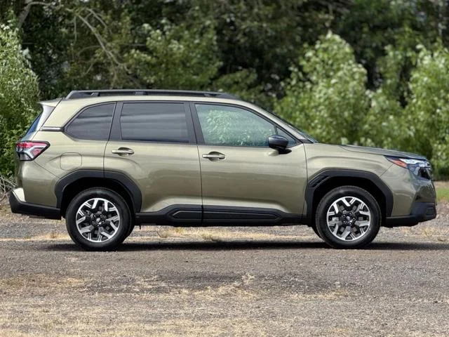 New 2026 AUTUMN GREEN METALLIC Subaru Premium image 8