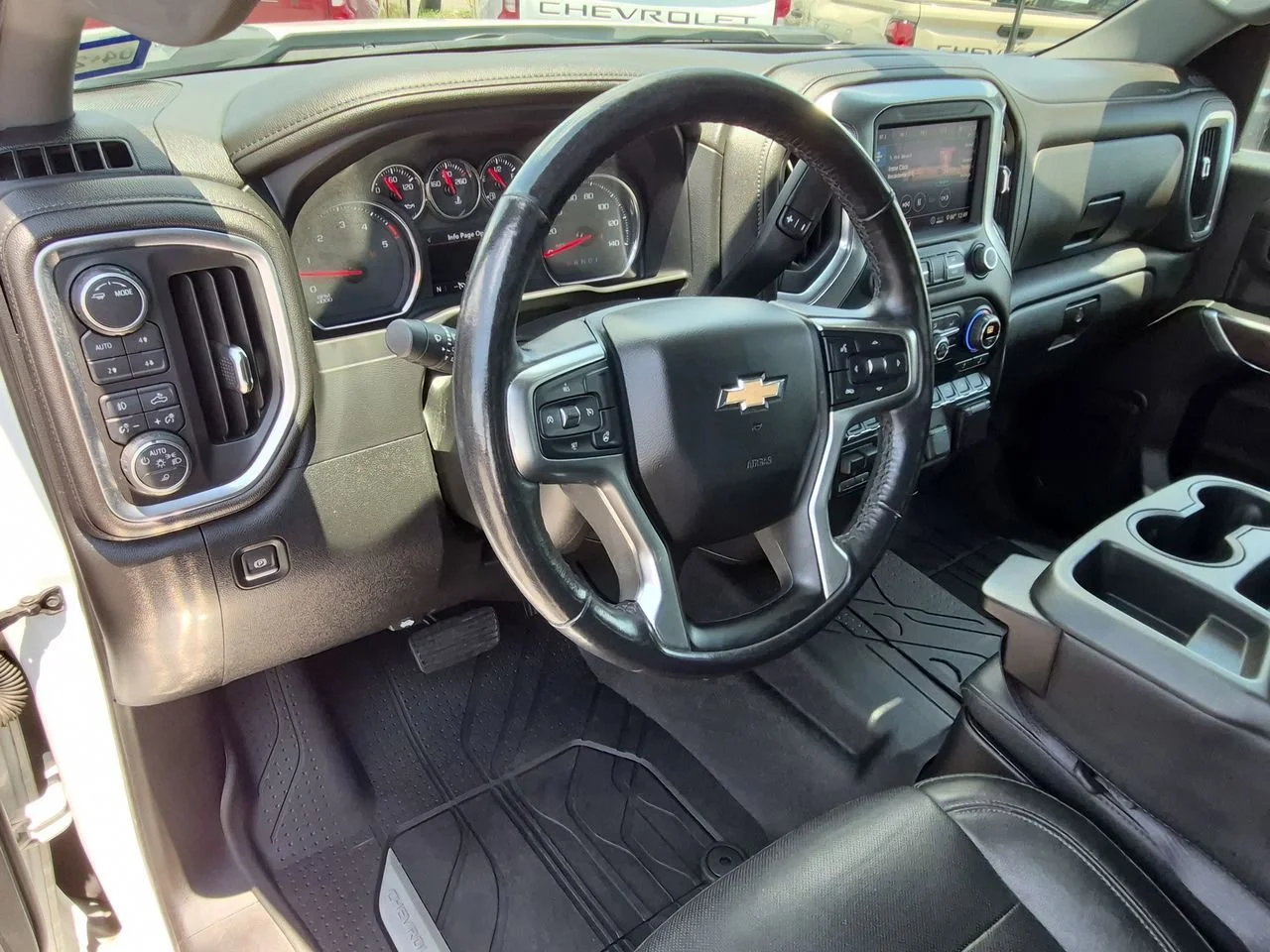 Used 2020 SUMMIT WHITE Chevrolet LTZ image 10