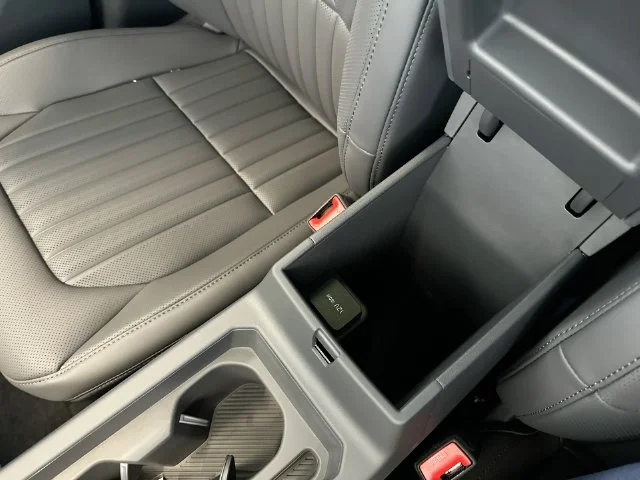 New 2027 Pale Gray Kia X-Line S image 31