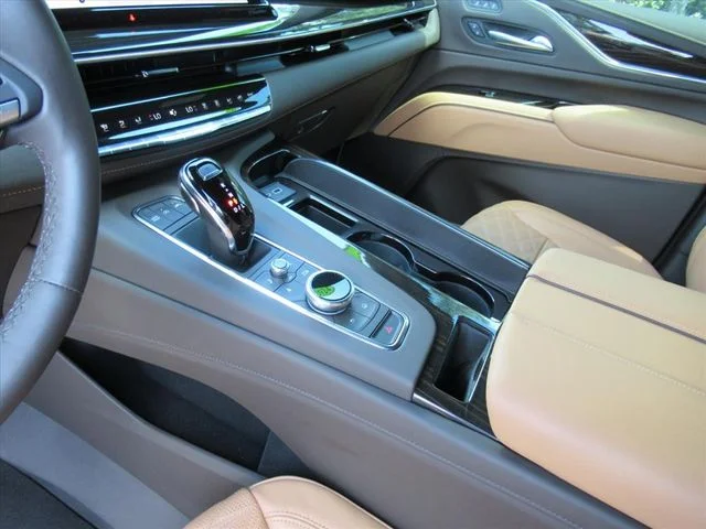 Used 2024 Red Cadillac Sport image 17