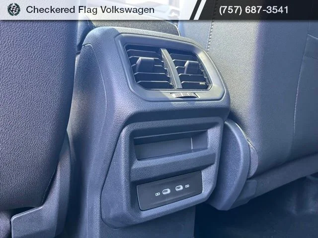 New 2026 Black Volkswagen 1.5T SE Black image 27