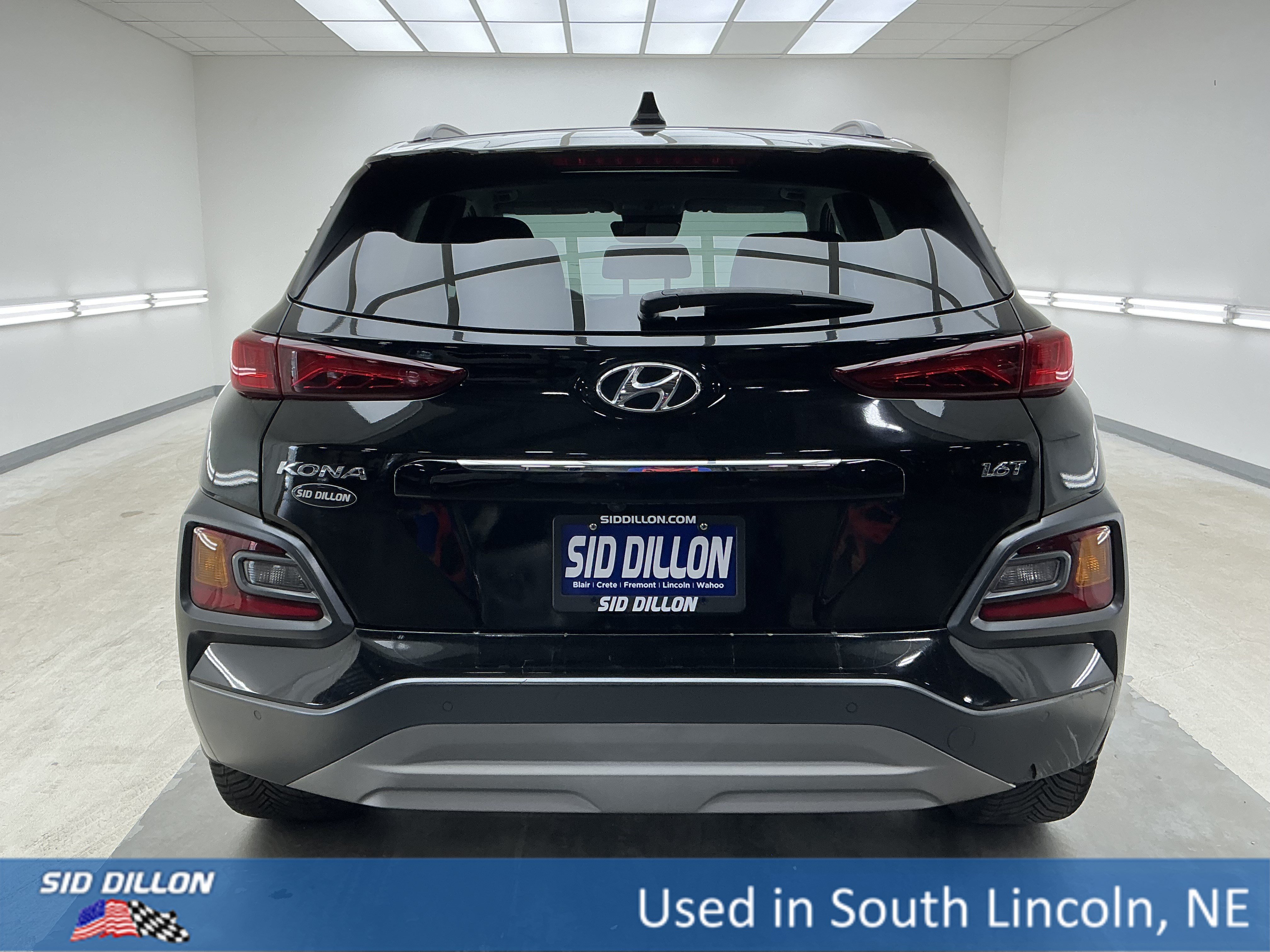 Used 2021 Ultra Black Hyundai Ultimate image 5