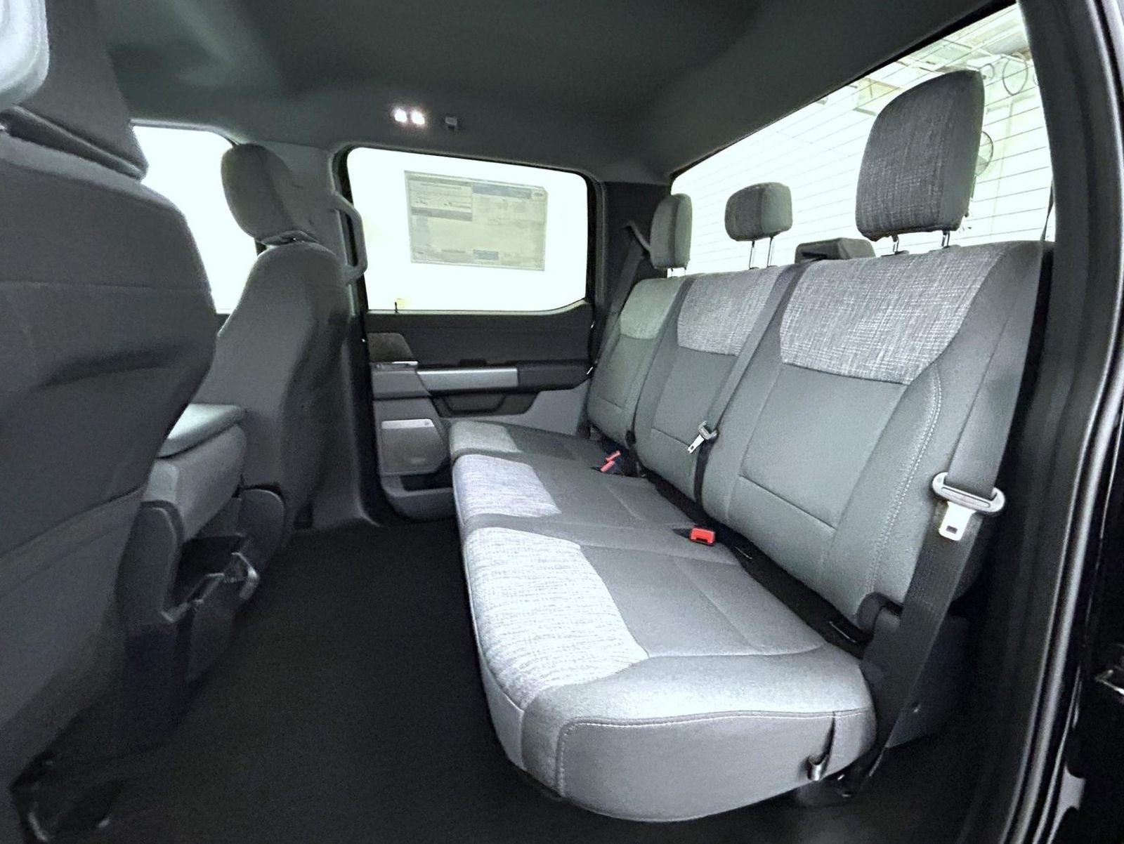 New 2026 Agate Black Metallic Ford XLT image 18