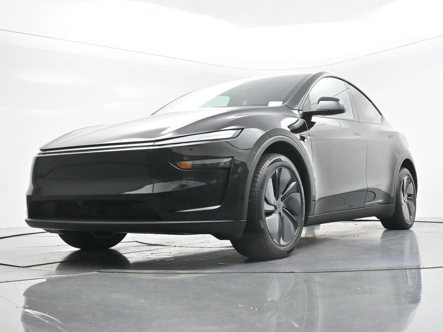 Used 2026 Diamond Black Tesla Long Range image 40