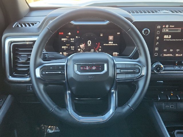 Used 2026 Summit White GMC Elevation image 36