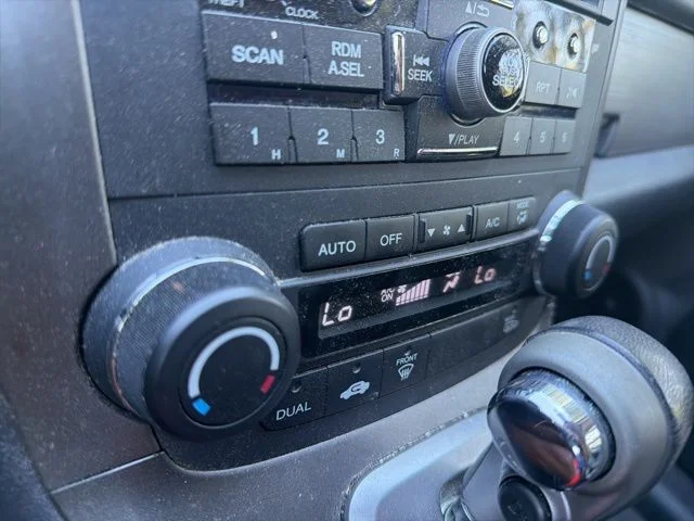 Used 2010  Honda EX-L image 16