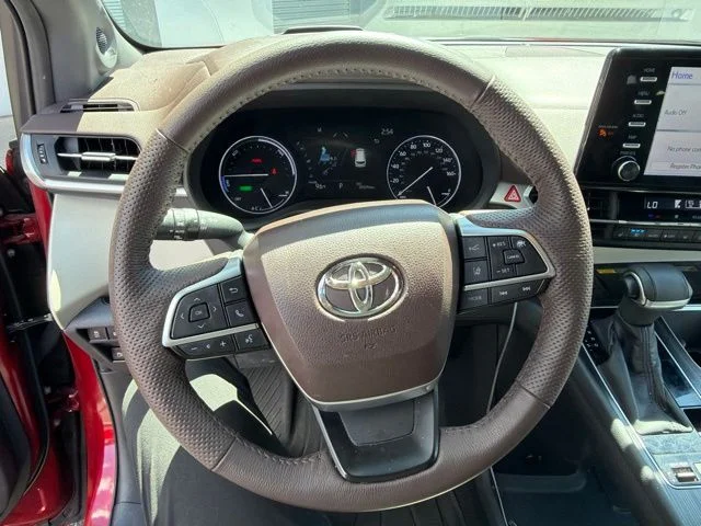 Used 2022 Red Toyota Platinum image 7