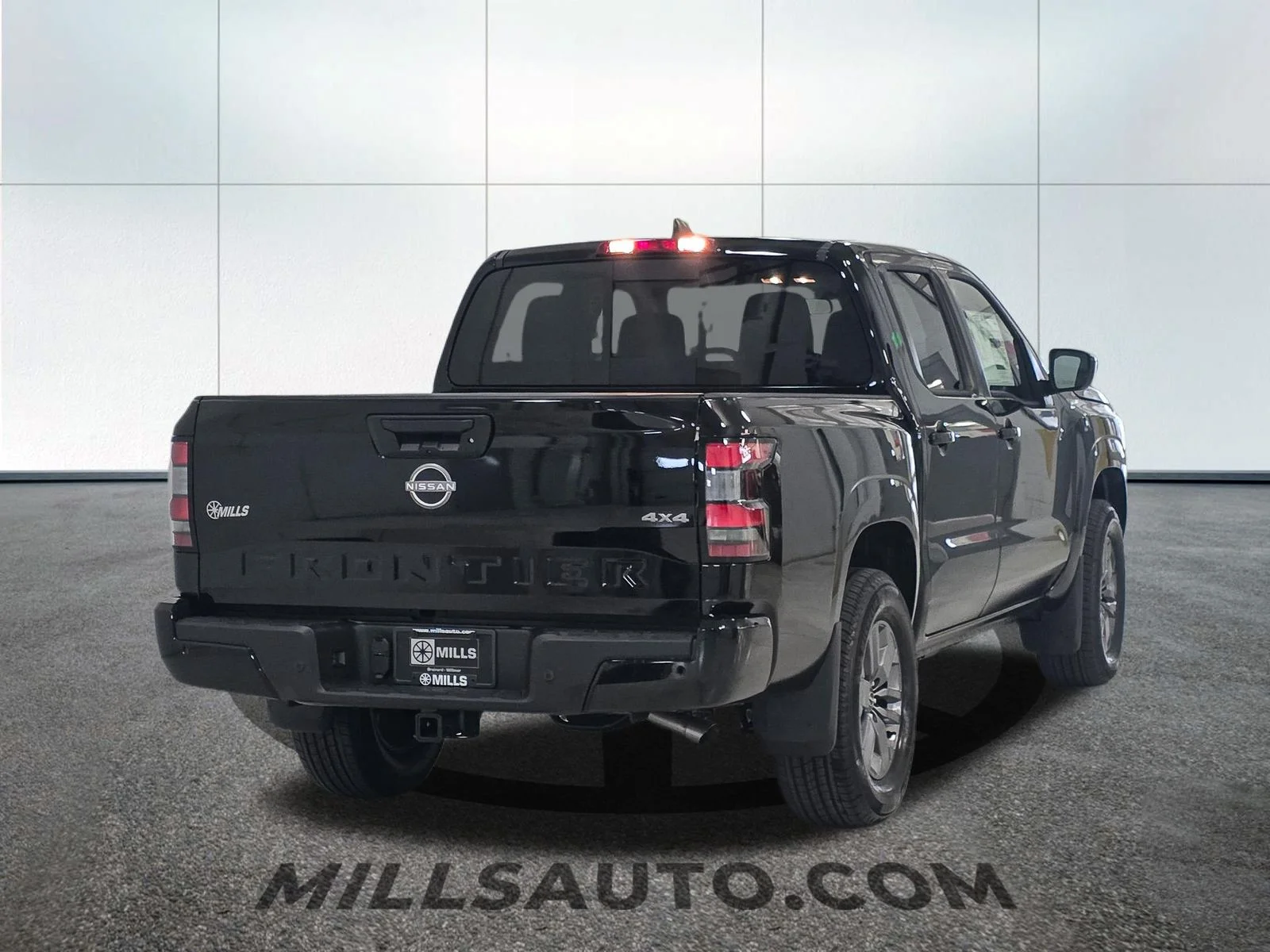New 2026 Super Black Nissan Crew Cab SV image 7