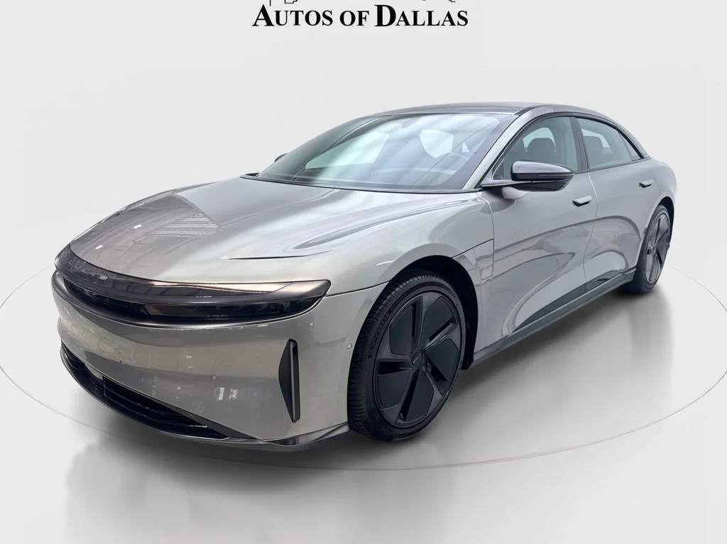Used 2024 Silver Lucid Touring image 2