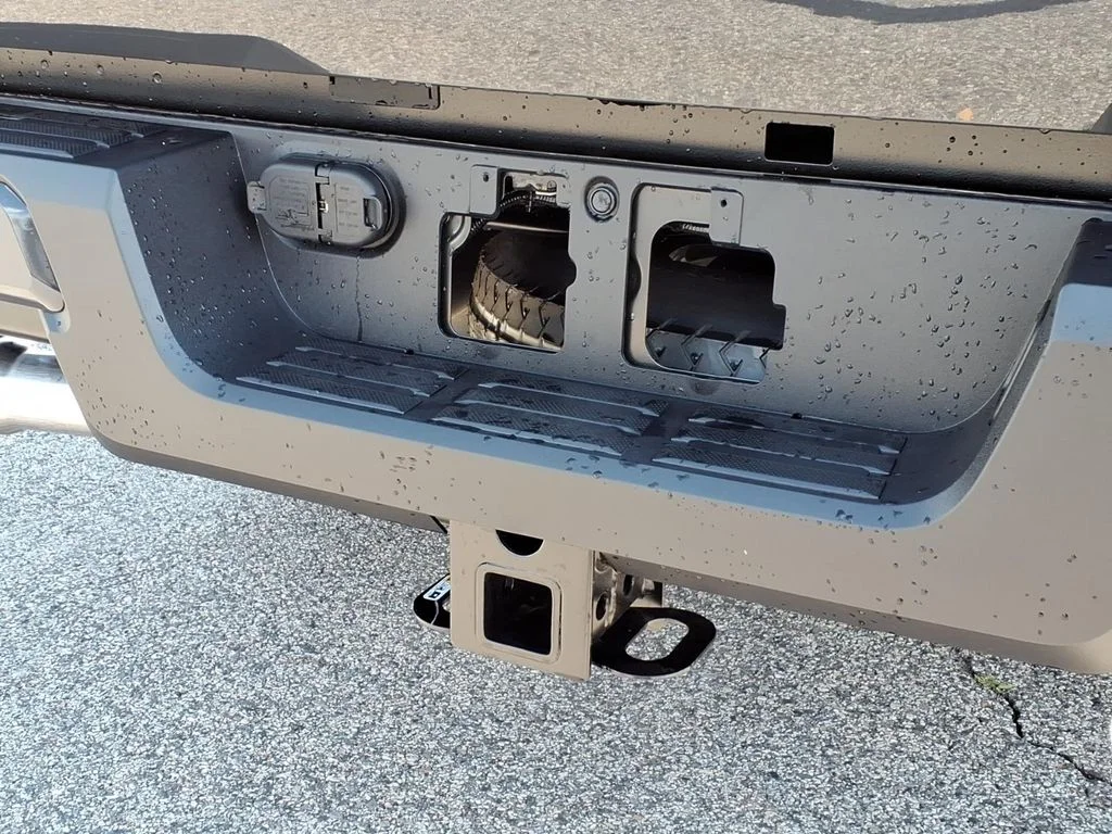 New 2026 Underground Toyota SR5 image 6