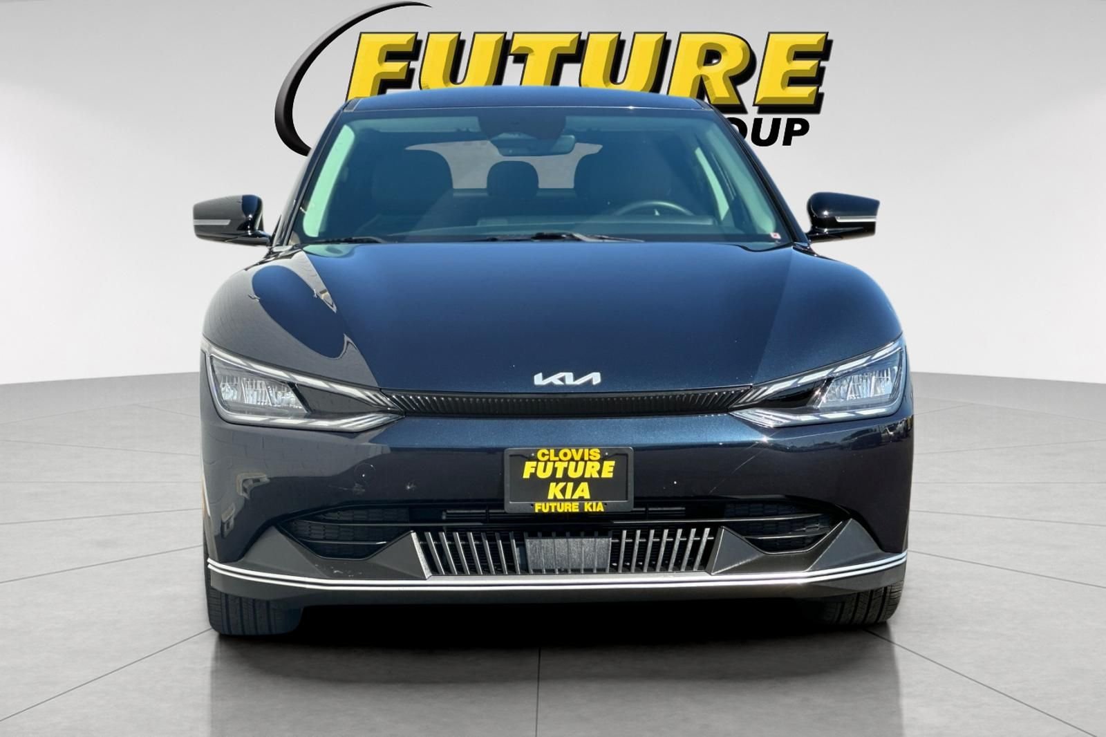 Used 2024 Blue Kia Light image 9