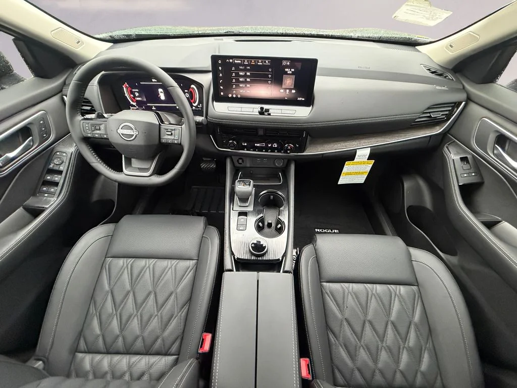 New 2026 Black Nissan Platinum image 12