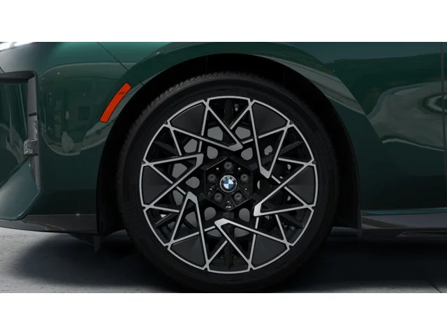 New 2027 Vancouver Green Metallic BMW 740i xDrive image 7