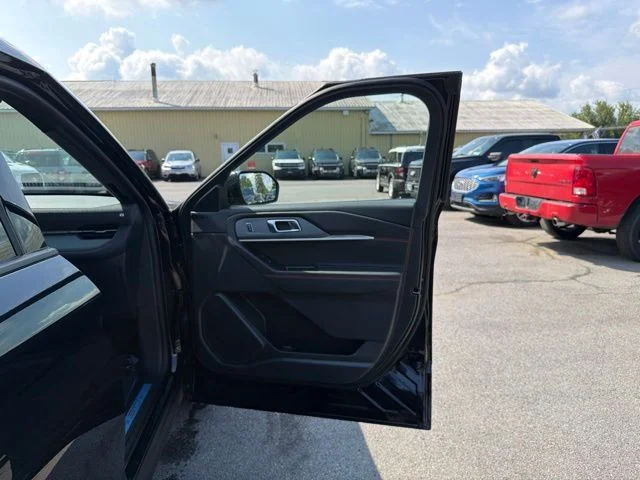 New 2026 Agate Black Metallic Ford ST-Line image 34