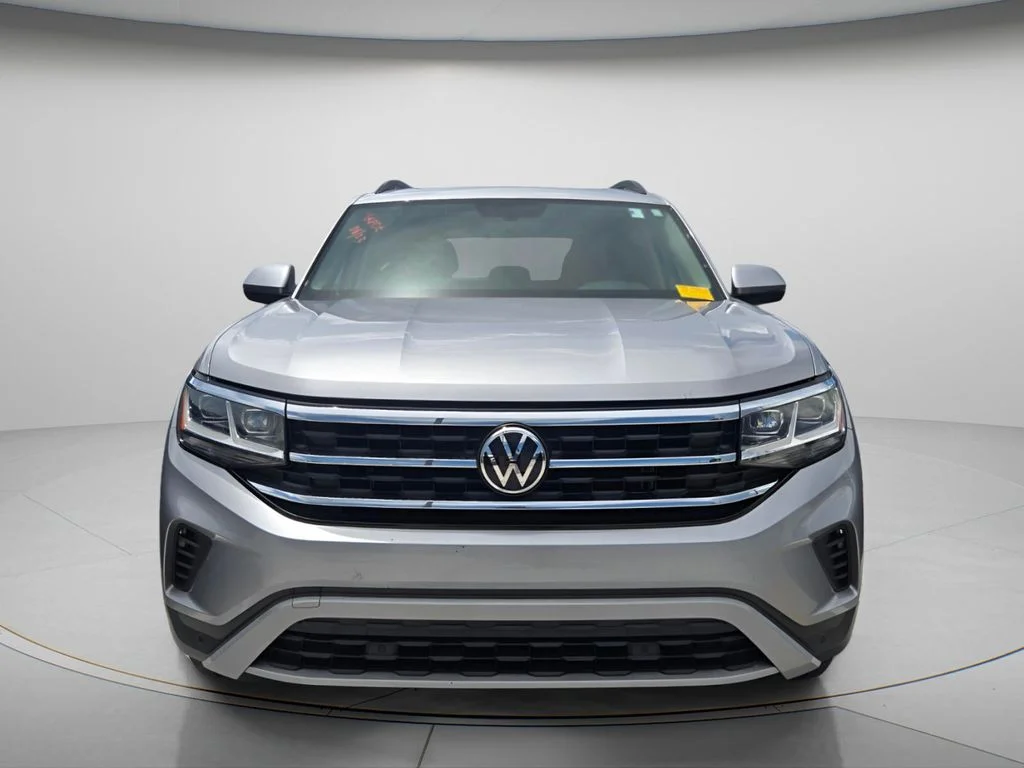 Used 2023 Black Volkswagen 3.6L V6 SE w/Technology image 3