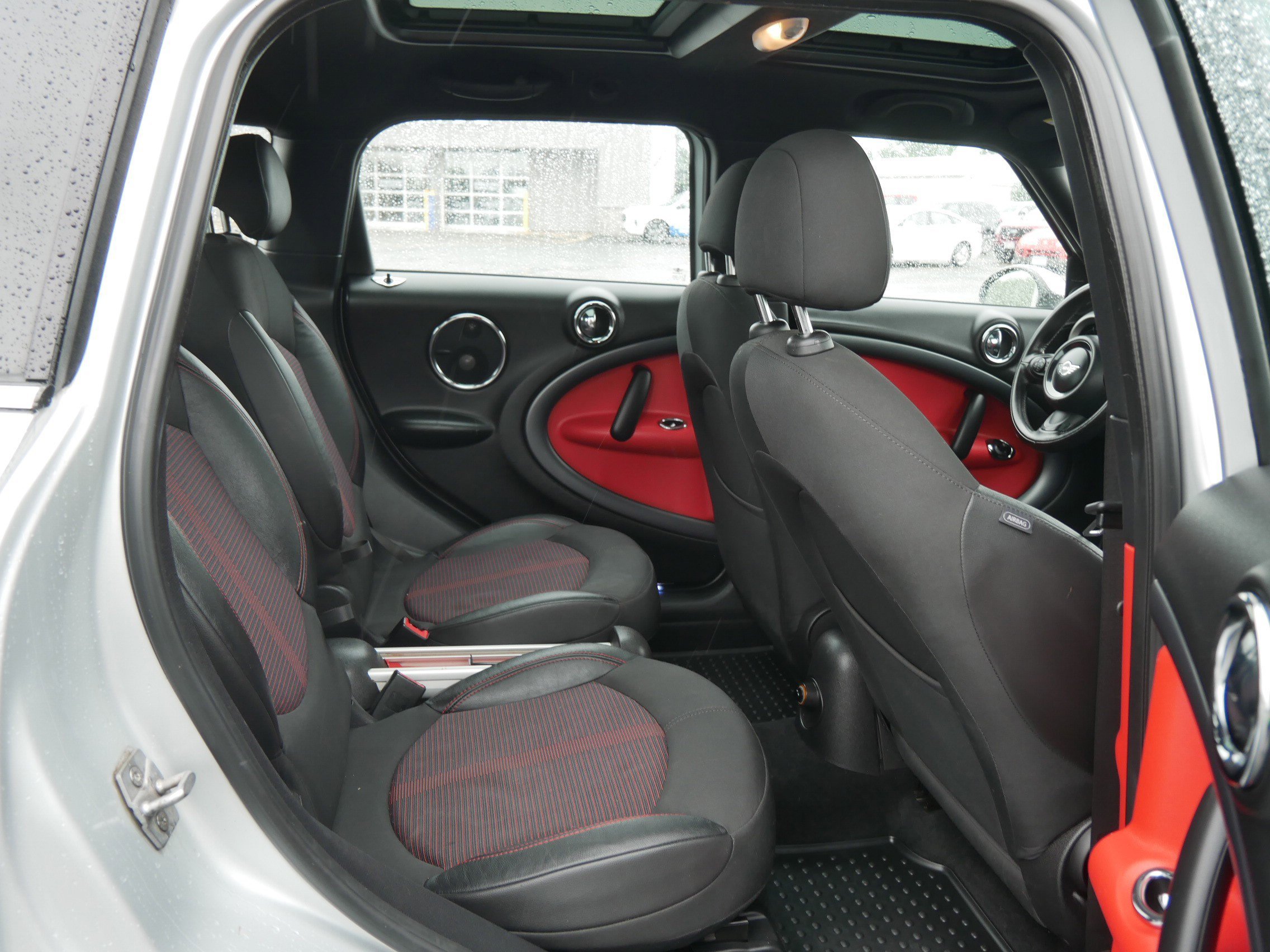 Used 2011 Silver MINI S image 13