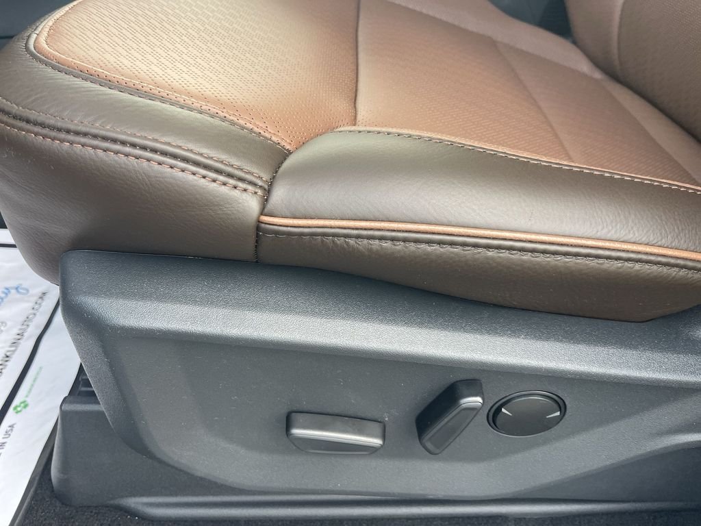 New 2026 Glacier Gray Metallic Tri-Coat Ford King Ranch® image 18