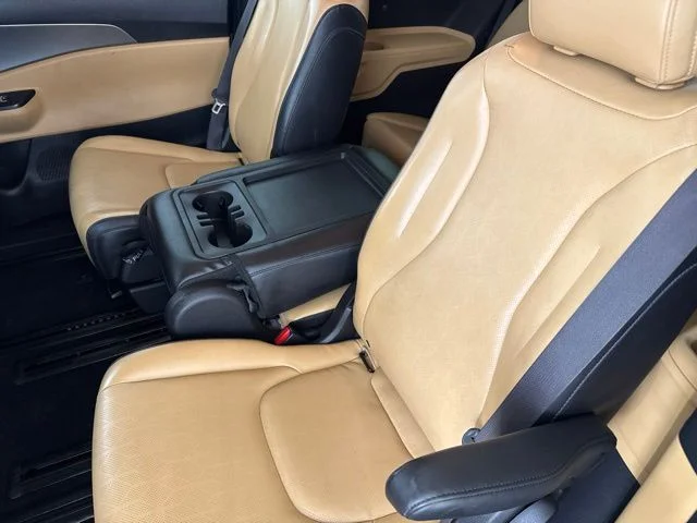 Used 2023 Black Kia LX Seat Package image 26