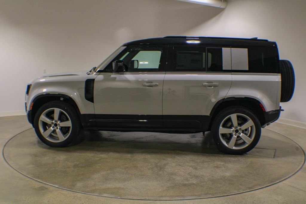 New 2026 Borasco Grey Land Rover X-Dynamic SE image 3