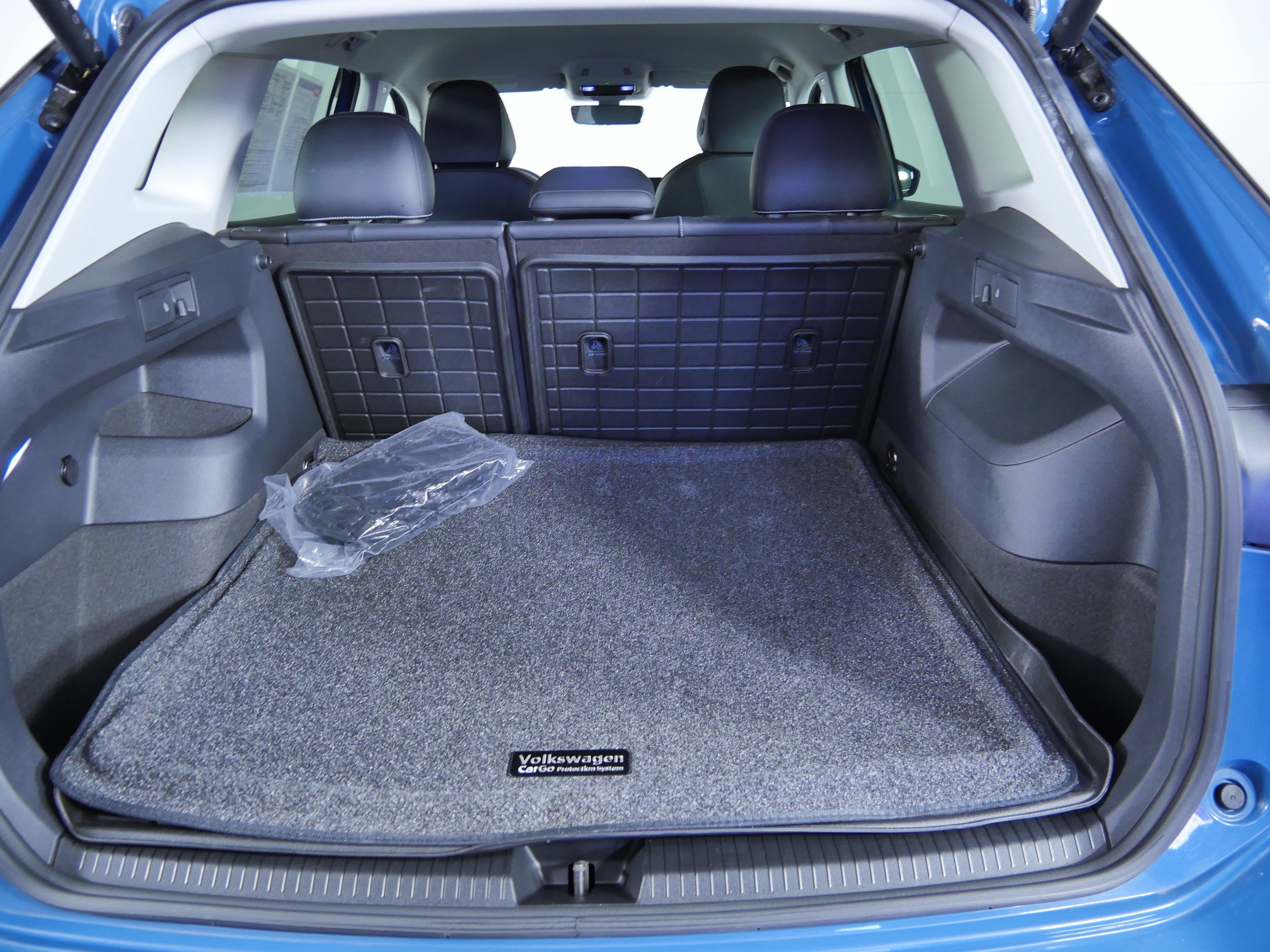 Used 2026 MONTERAY BLUE Volkswagen SE image 18