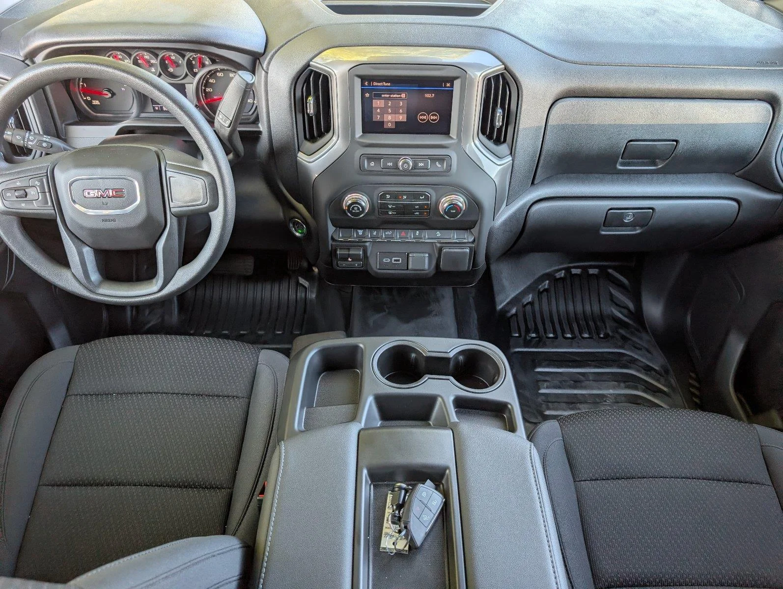 New 2026 Summit White GMC Pro image 32