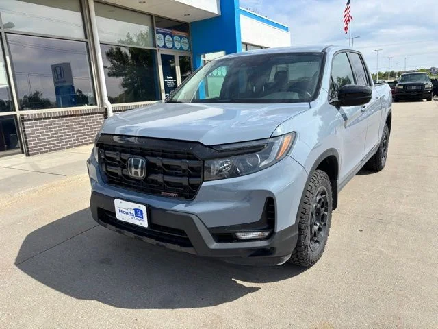2025 Honda Ridgeline Sport+ AWD's photo