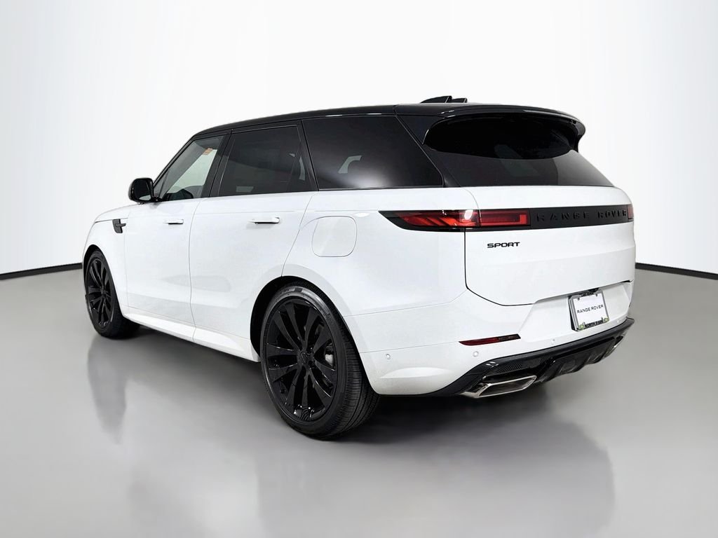 New 2026 Fuji White Land Rover Dynamic SE image 7